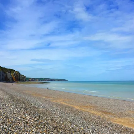 With 2 Bedrooms In With Wifi 200 M From The Beach Apartment *